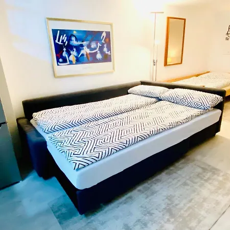 Practical Loft Comfort Near Munich Apartment *