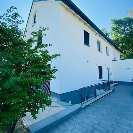 Apartman Practical Loft Comfort Near Munich *